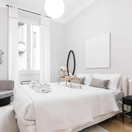 Lägenhet Easylife - Dimora Con Balcone In Porta Vittoria